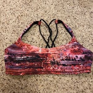 Lululemon Free To Be bra